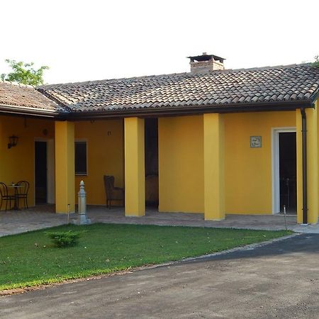 B&B Corte Bolandina Taglio Di Po Luaran gambar